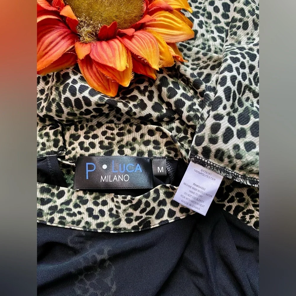 🦋B2G1🦋P•LUCA MILANO Tiered Ruffle Animal Print Mock Neck Blouse | MEDIUM | - Picture 8 of 9